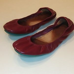 Tieks size 7 ruby red patent ballet flats shoes
